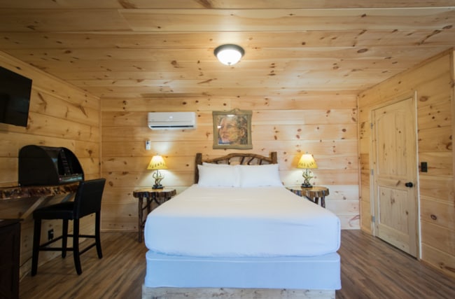 Photo - Furnished Cabin in Zirconia