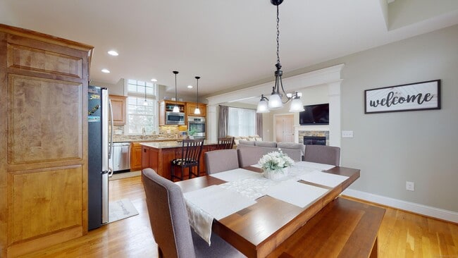 Photo - 1012 Maple St