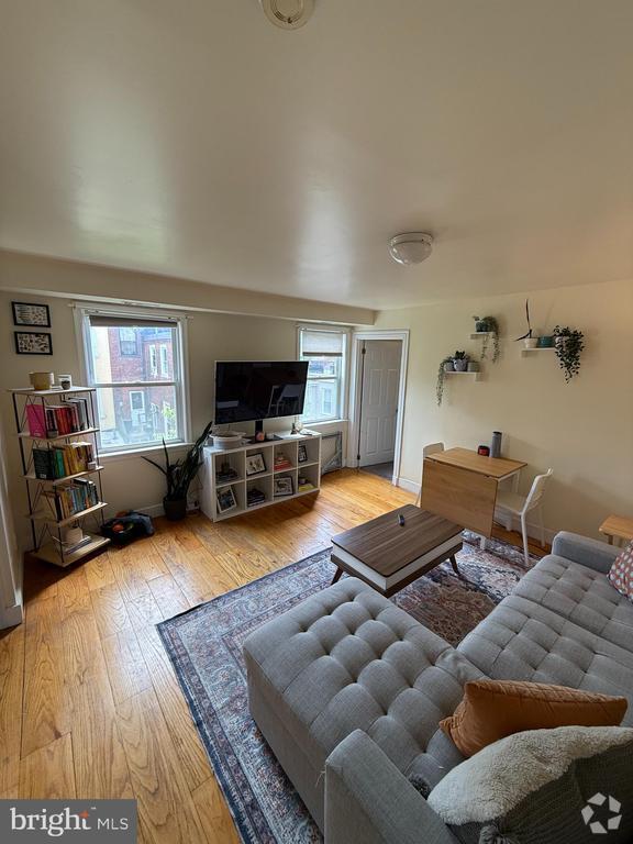 Building Photo - 608 N 17th St Unit 3 Rental