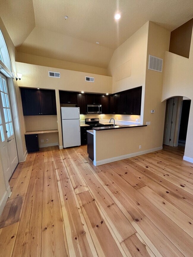 Photo - 2 Bedroom 1 Bathroom ADU in central Northeast Santa Rosa close to everything