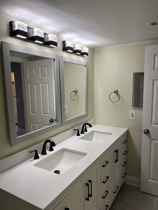 Photo - 1926 Ocean Shore Blvd Condo Unit 111