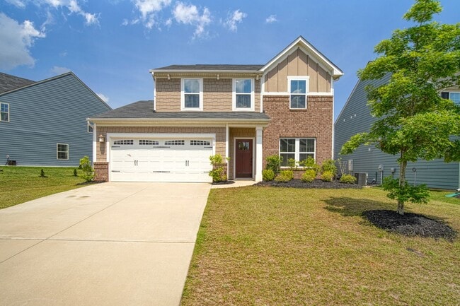Building Photo - Beautiful 3 bedroom 2.5 bathroom ready for you to call home!