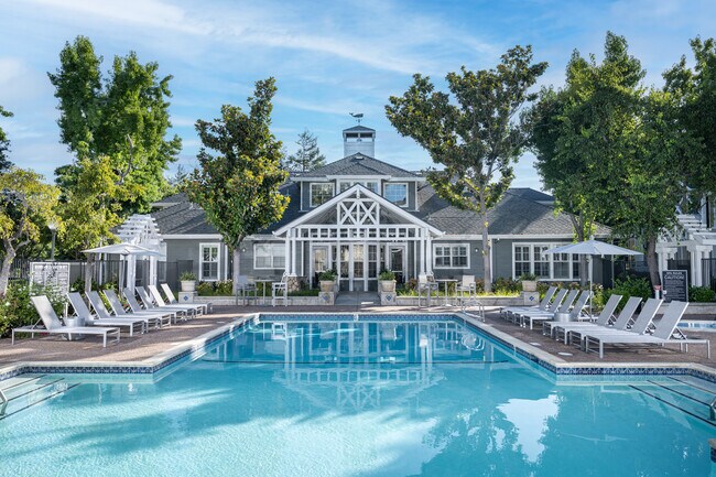 Building Photo - Nantucket