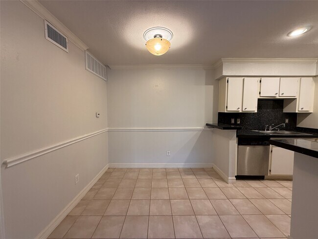 Photo - 2250 Bering Dr Unit 47