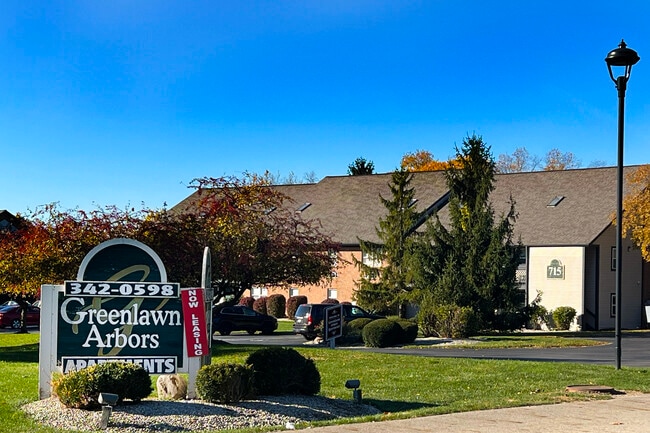 Greenlawn Arbors Apartments