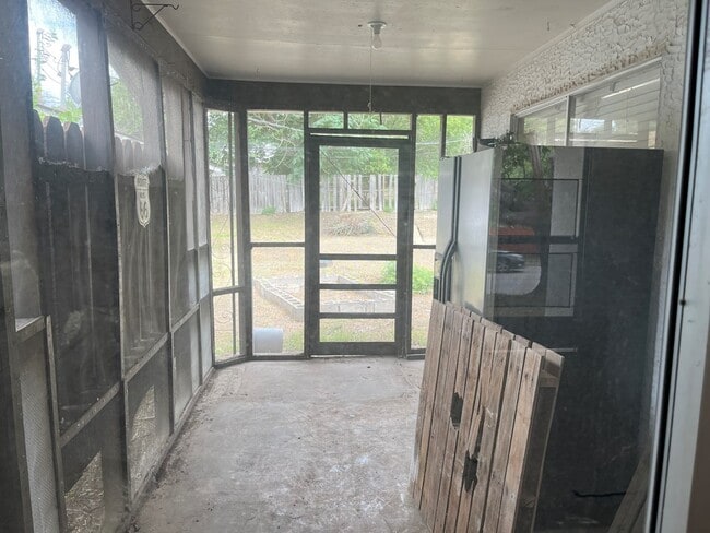 Photo - 203 Ranchero Rd