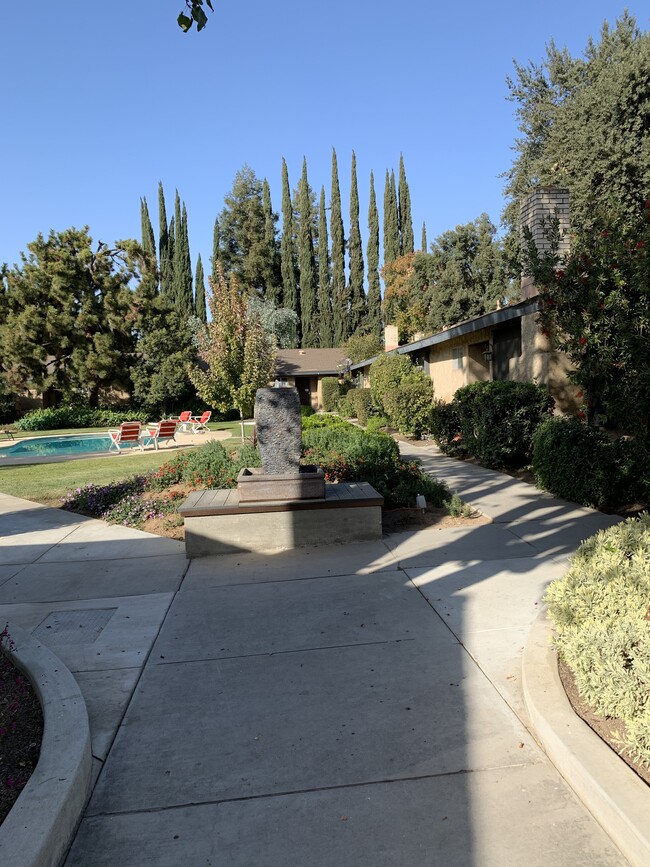 Entrance to courtyard - 45 E Santa Ana Ave Apartments Unit 105