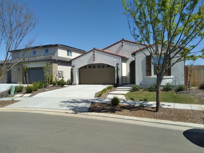 Photo - 4751 Overstone Ave