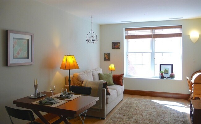 Photo - 2440 Massachusetts Ave Unidad 8