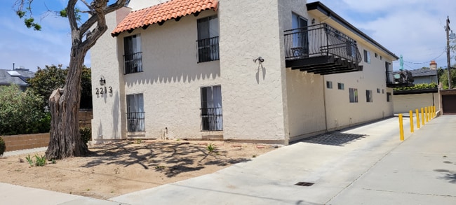 Photo - 2213 Voorhees Ave Unidad 102