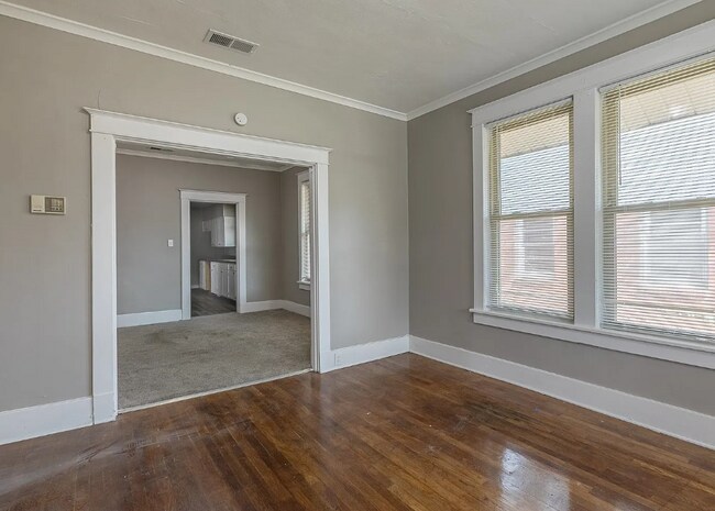 Photo - 666 E Gage Ave