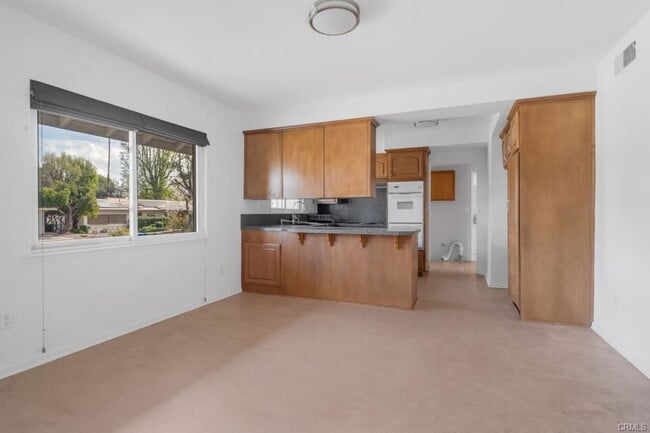 Photo - 10151 Babbitt Ave