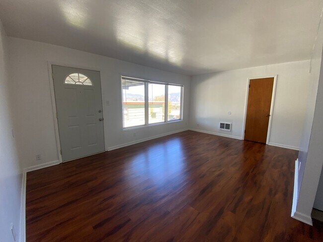 Photo - 2 Bedroom 1 Bath in The Dalles