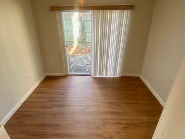 Photo - 1198 Commonwealth Ave