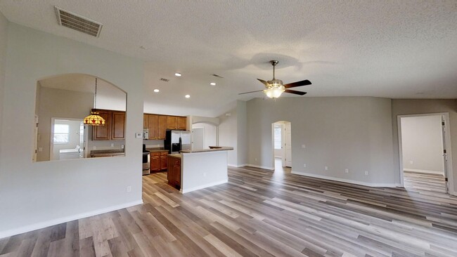 Photo - Beautiful Home In Great Neighborhood