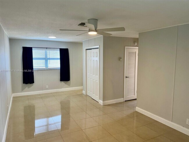 Photo - 1077 SE 22nd Ave Unit N5