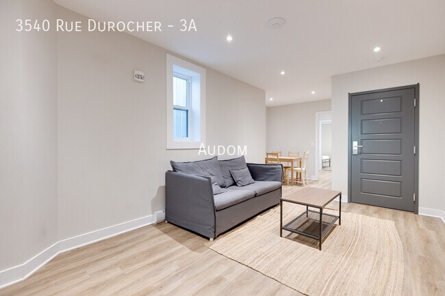 Photo - 3540 Rue Durocher Unit 3A