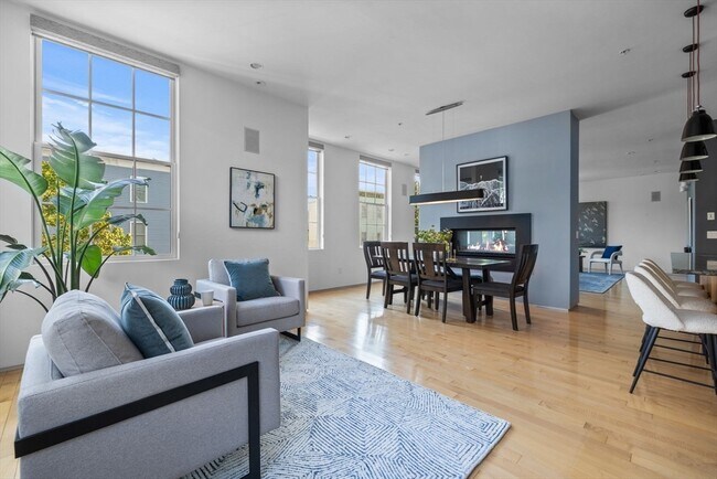 Photo - 618 E 2nd St Unidad 2