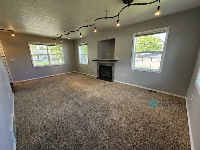 Photo - Spacious 4-Bedroom Home in Spokane Valley with Finished Basement & Fenced Yard