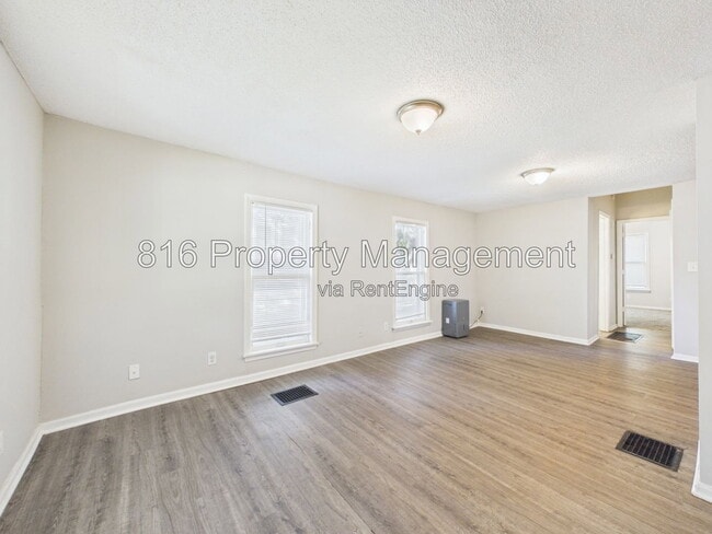 Photo - 1120 Connecticut St