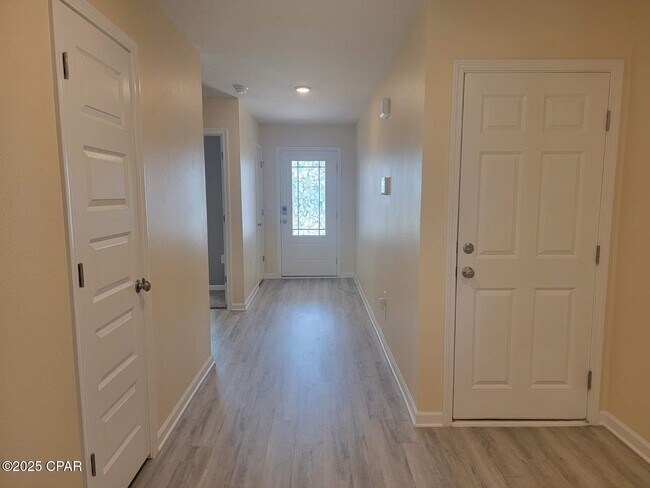 Photo - 6585 Slabinski Ln