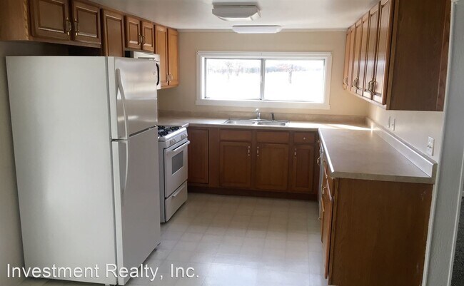 Photo - 2 br, 1 bath House - 25475 Richard Dr