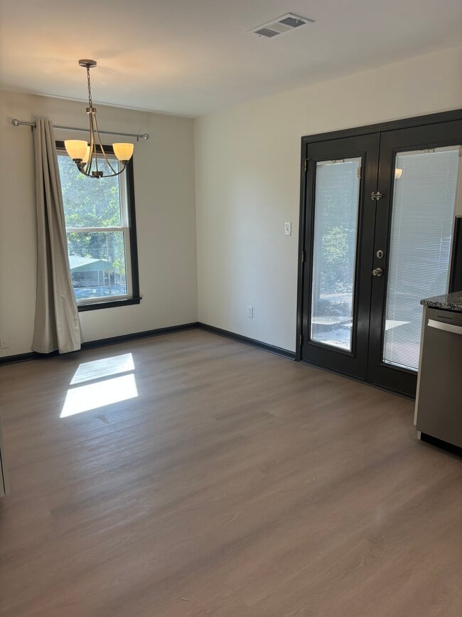 Eat-In Kitchen French Doors to Pation - 1685 Bald Ridge Marina Rd Unit Duplex