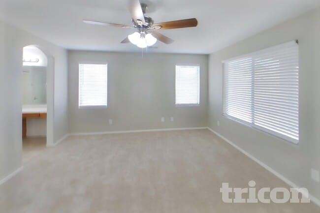 Photo - 11363 W Overlin Dr