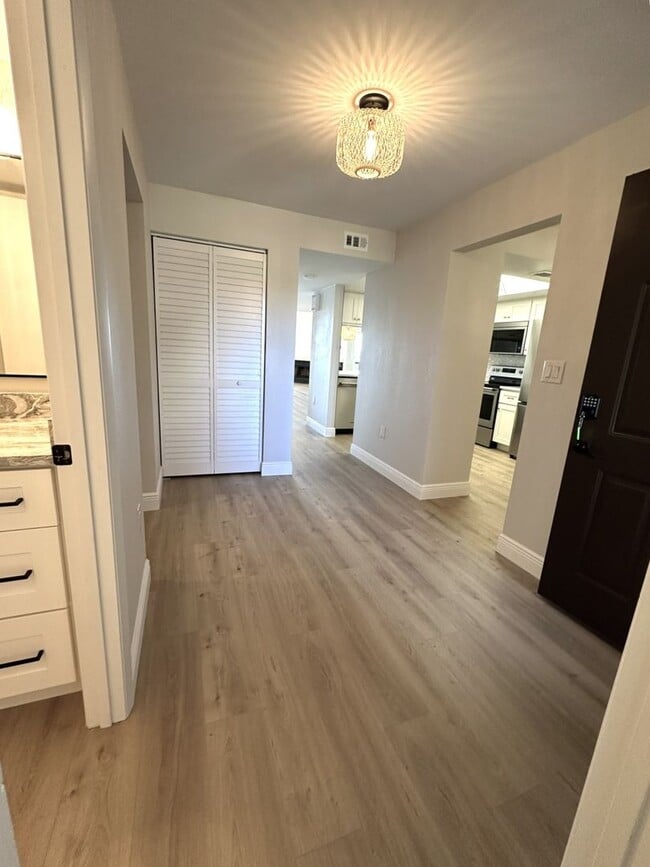 Photo - Gorgeous Updated Tierra Verde Annual Unfurnished Waterfront Condo 2/2 w/Garage Unit 209