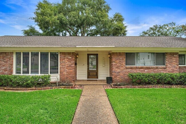 4922 Braesvalley Dr