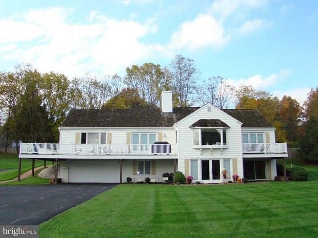 Building Photo - 1065 Lyme Ct Rental