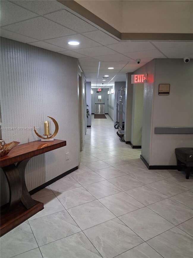 Photo - 1400 St Charles Pl Unit 201