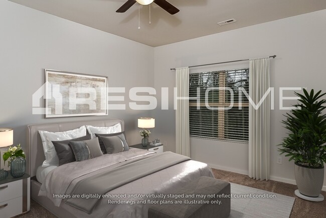 Photo - 110 Oakbrook Ln