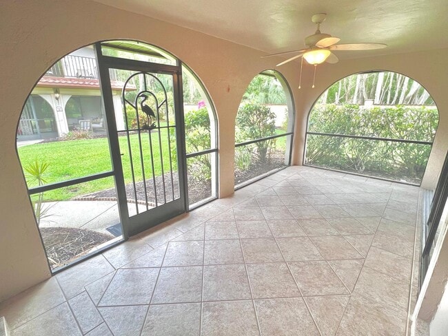 Photo - 27911 Hacienda E Blvd