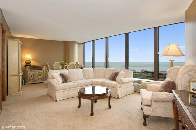 Photo - 505 N Lake Shore Dr Unit 1707
