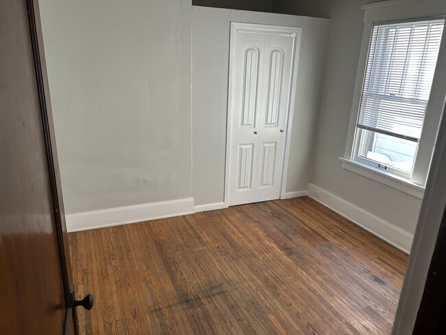 Photo - 2003 W Alice Ave