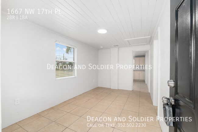 Photo - 1667 NW 17th Pl