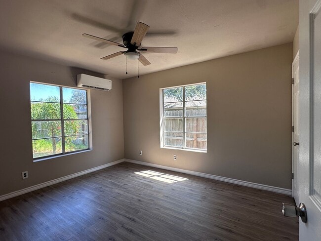 Photo - 1217 Stone St