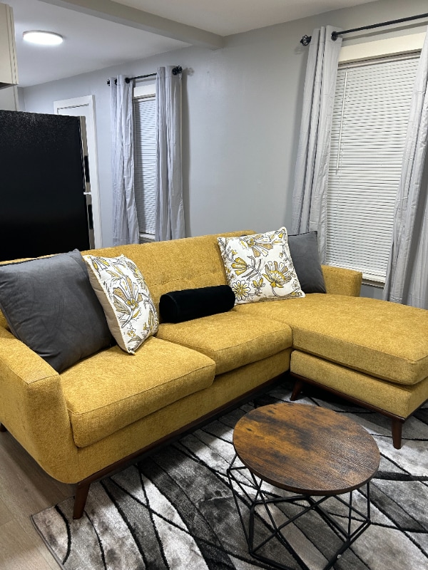 Photo - 807 Pine St Unit Gold  2