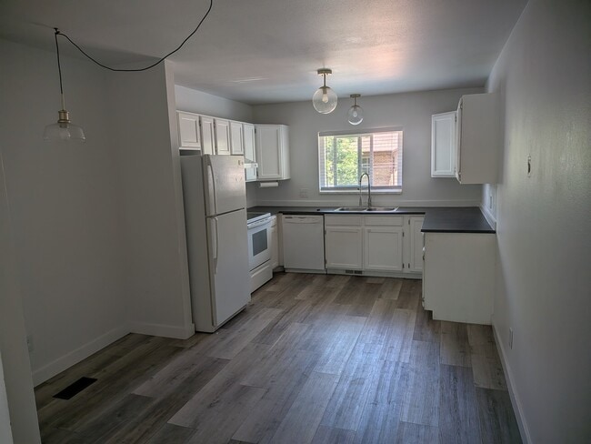 Photo - 1445 N Amiron Way Unit D