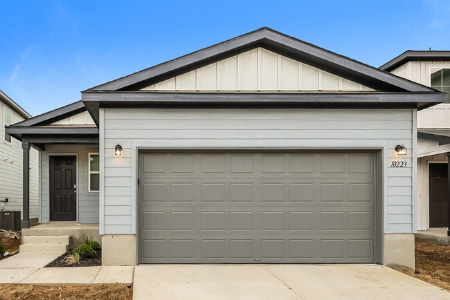 Building Photo - 10223 Monte Carmel Pl