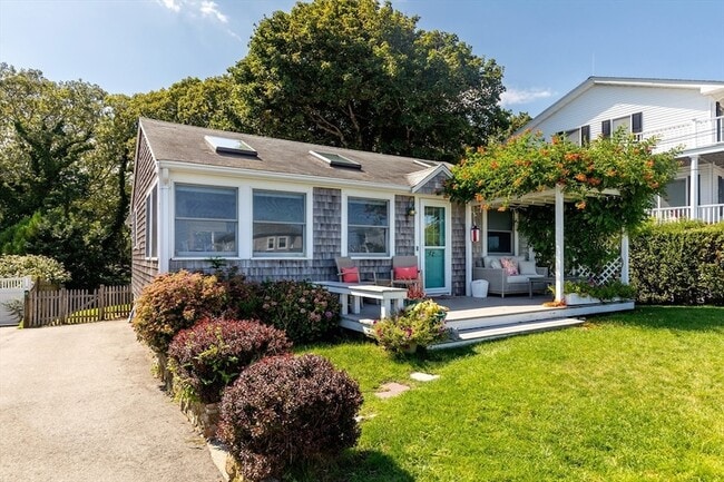 Building Photo - 37 John Alden Rd Rental