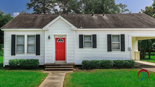 Building Photo - @ bed 1 bath Home for Rent right off 165 i...