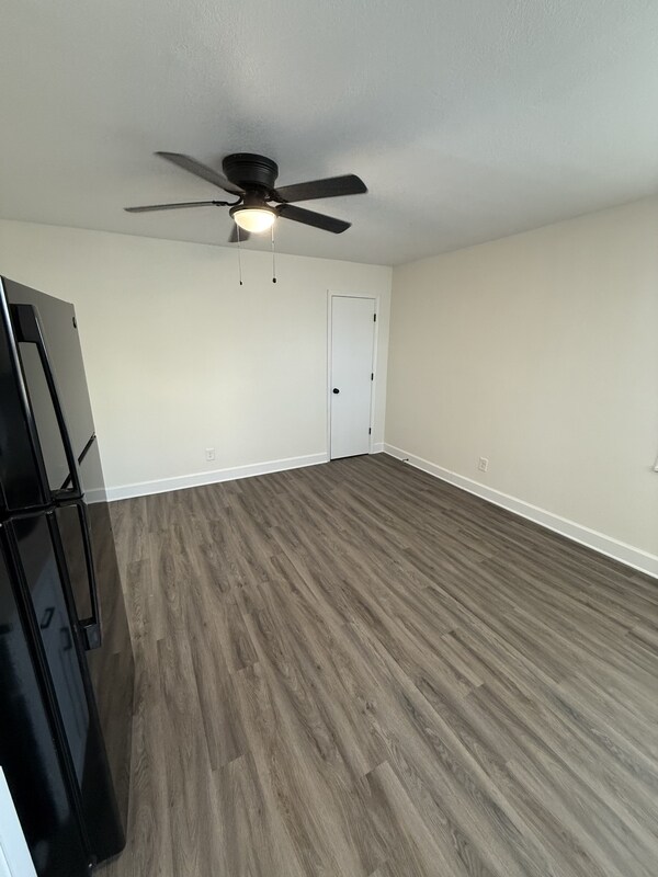 Photo - 9654 Selby Pl Unit 3