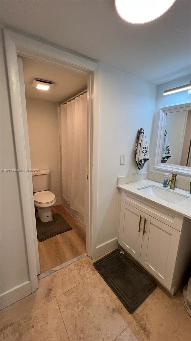 Photo - 20500 W Country Club Dr Unidad 117