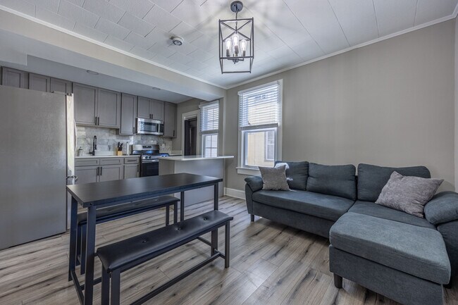 3707 37th Pl Unit Room C