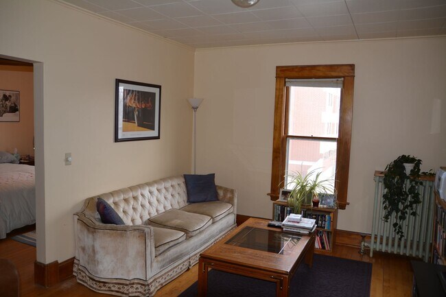 Photo - 3740 Bryant Ave S Unit 2