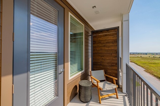 Del Via Apartments