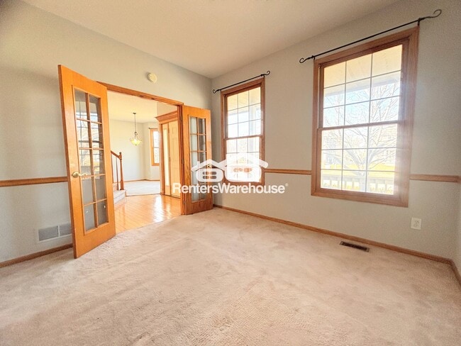 Photo - 6874 Dakota Dr