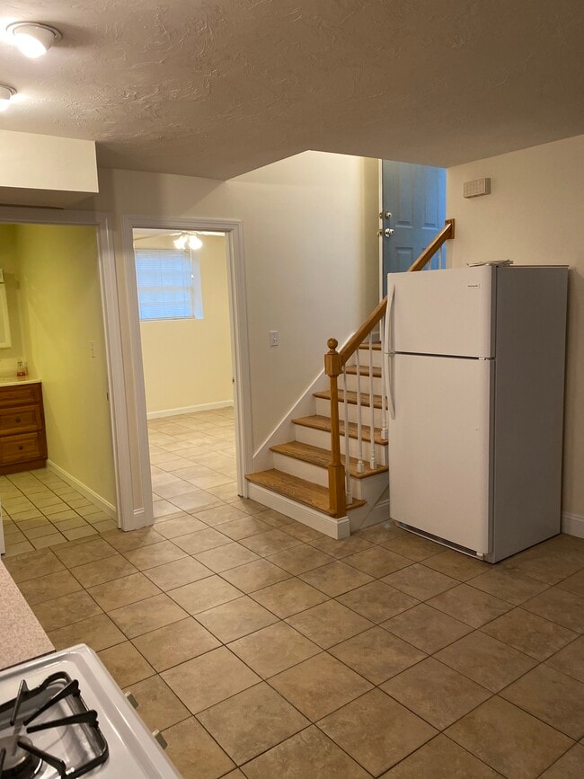 Photo - 90 6th St Unidad A